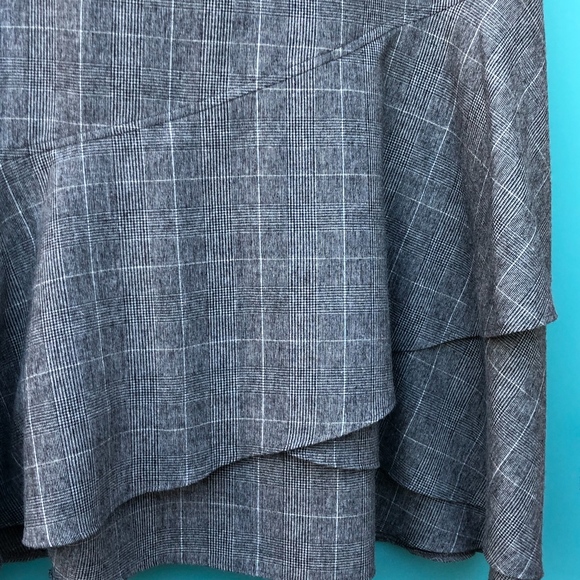 Tiered layered hem menswear maxi skirt - Picture 4 of 8